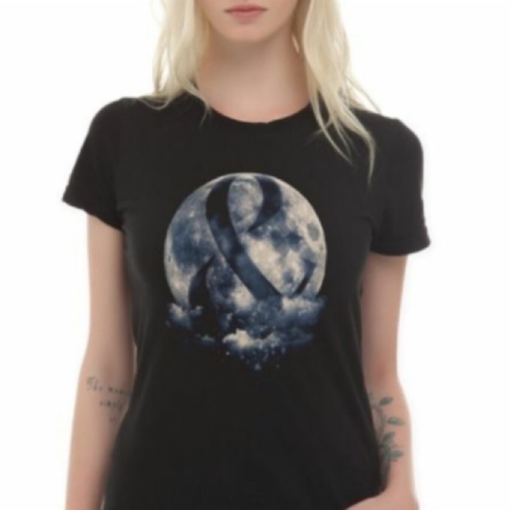 MUST GO- Of Mice & Men moon band tee